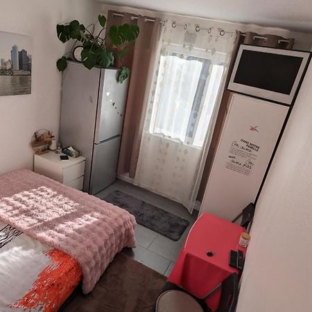 Apartamento A 30 Minutes De Tour Eiffel Montreuil  Exterior foto