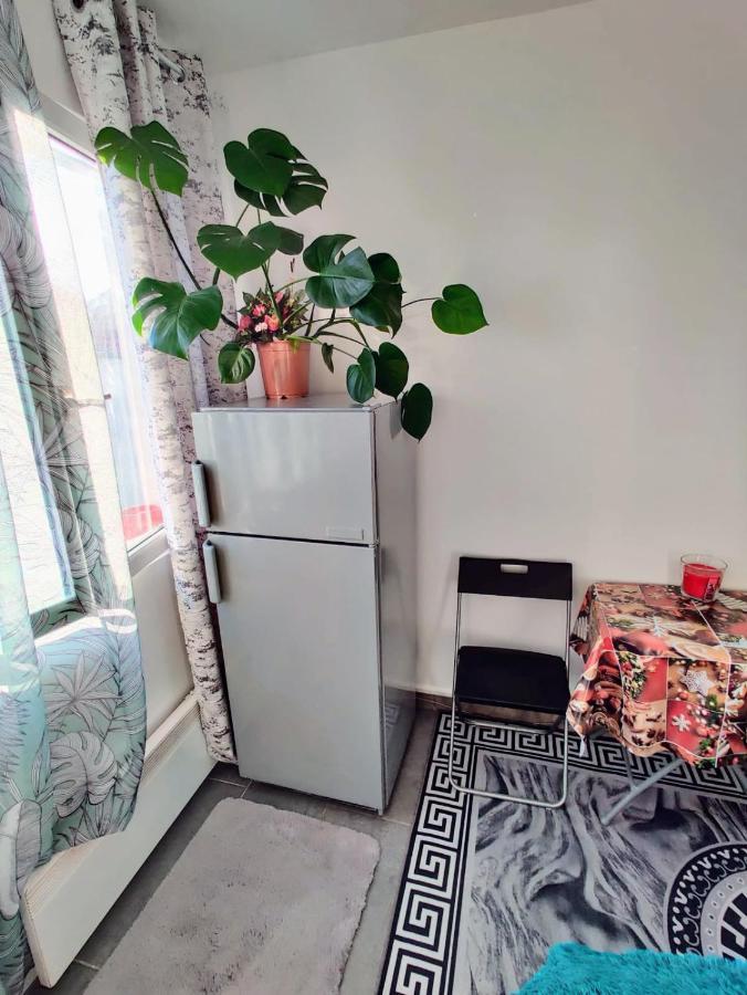 Apartamento A 30 Minutes De Tour Eiffel Montreuil  Exterior foto